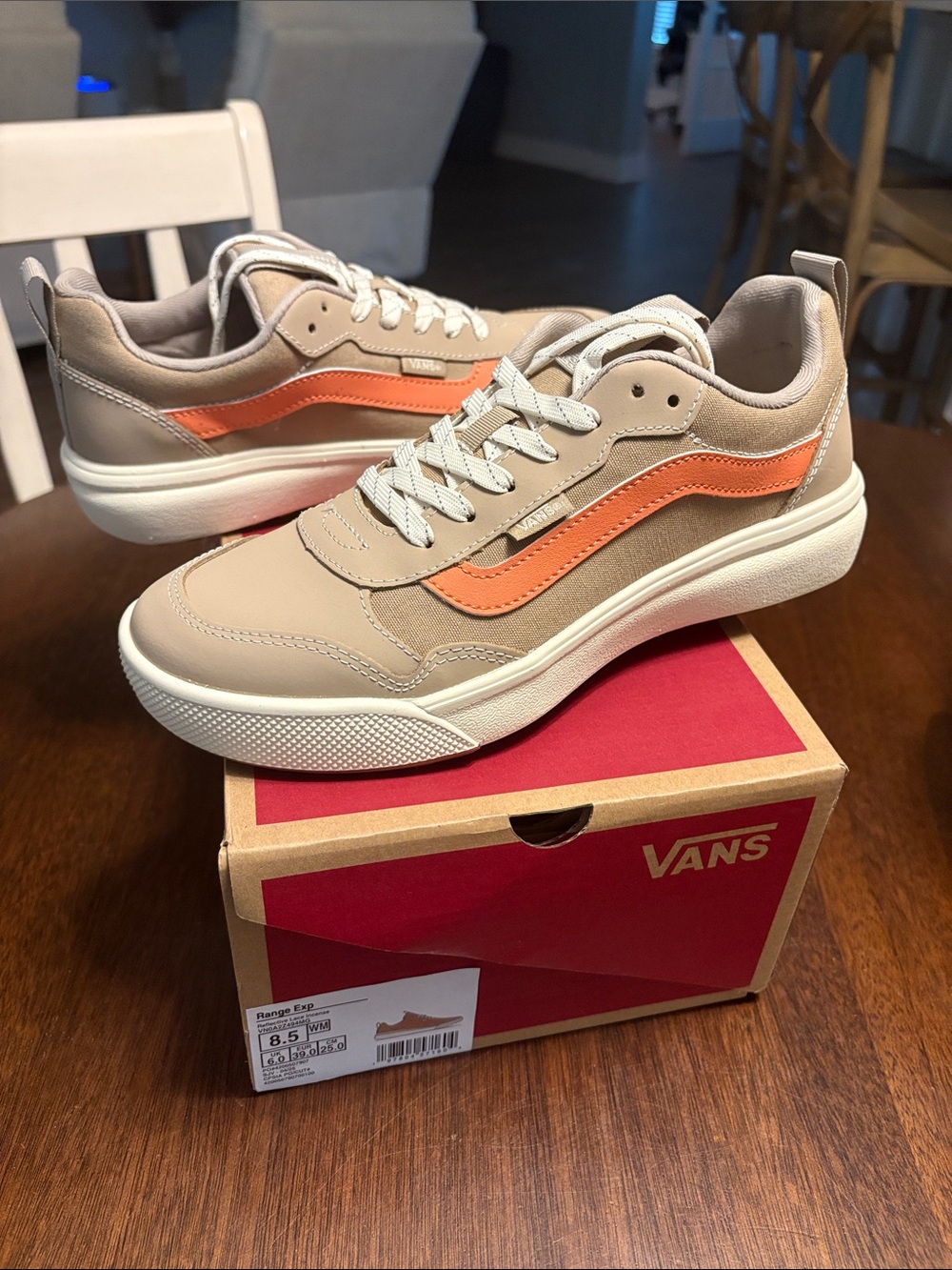 NIB Vans Womens Sneakers - Range Exp Reflective Lace Incense- tan/orange